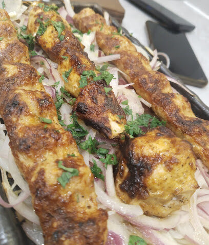 مطعم بيزارو - Najran - +966 50 491 1100