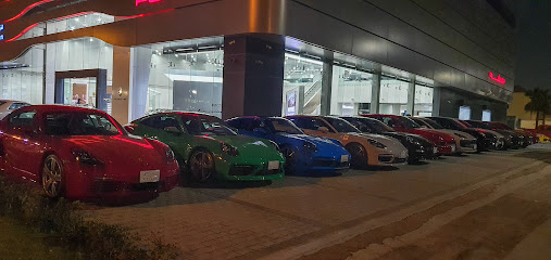 Porsche Showroom Riyadh - Riyadh - +966 800 118 0099