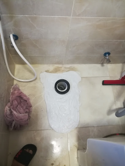 كشف تسربات المياه وعوازل بمكه مؤسسة المكنان -