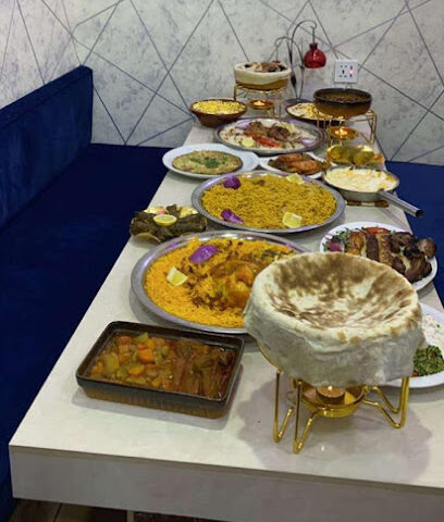 مطعم قرية الجوف - Al Qurayyat - +966 50 047 9944