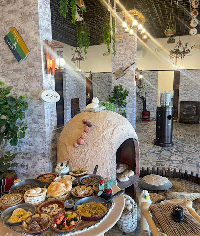مطعم الختيارة - Al Qurayyat - +966 50 699 3233