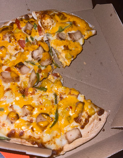 Little Caesars Pizza! Pizza! !ليتل سيزرز بيتزا! بيتزا - Saudi Arabia|3271 16ا، حي الخزامى، الخبر 34718 7536،