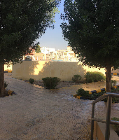 مركز صحي إسكان الدمام - Dammam - +966 13 805 7520
