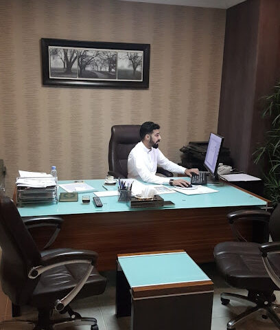 شركة عبدالإله بن عبدالعزيز الموسى للاستثمارات العقارية - Mecca - +966 12 533 7032