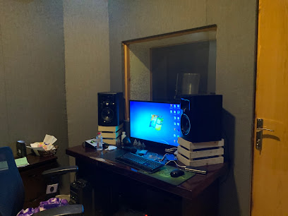 نيوميديا NewMedia - Bisha - +966 58 091 7043