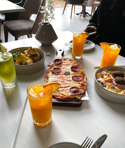Evoke Restaurant & Lounge (مطعم ايفوك) - Saudi Arabia|Al Hofuf 36365|Alhawra|King Abdullah Rd