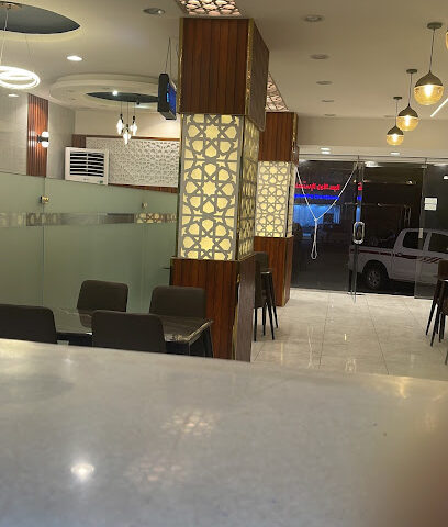 مطعم الحرمين - Almajaridah - +966 55 281 7105