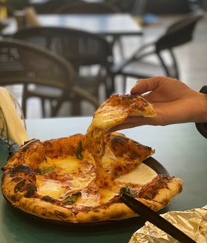 Napoli pizza - Arar - +966 53 686 0007
