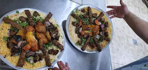 مطعم ومشويات المغراف البخاري - Mecca - +966 50 083 8987