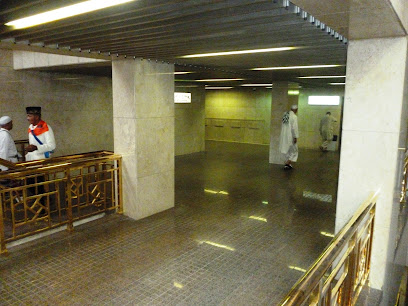 Men's Toilet - Al Madinah Al Munawwarah -