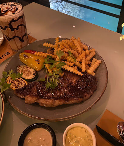 Sun Room Cafe & Restaurant - Al Khobar - +966 13 881 4777