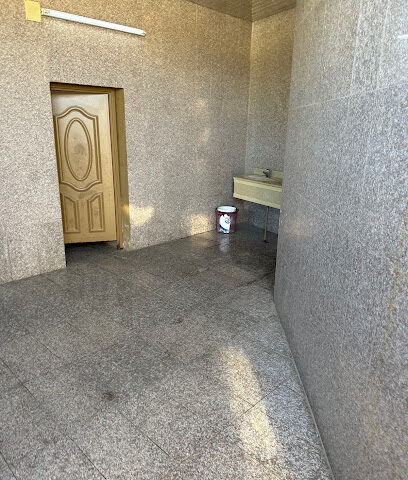 دورة مياه - Al Wajh -