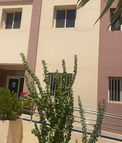 Health Care Center - Hail - +966 16 543 0015