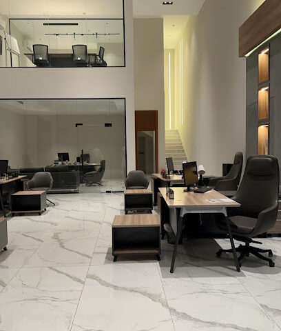 شركة دليل المنزل العقاريه - Jeddah -