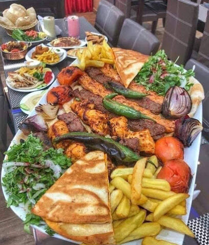 Alomari Restaurant - Bisha - +966 17 622 7771