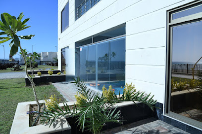 Holiday Villa Yanbu Hotel - Yanbu - +966 55 445 8006