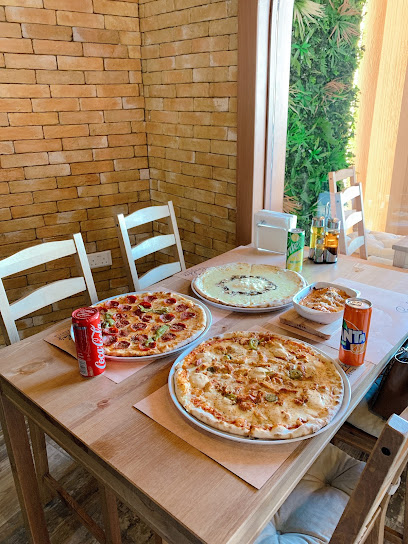 Ronaldo's Pizza - رونالدوز بيتزا - Saudi Arabia|Riyadh 13317|An Nada|Uthman Ibn Affan Rd