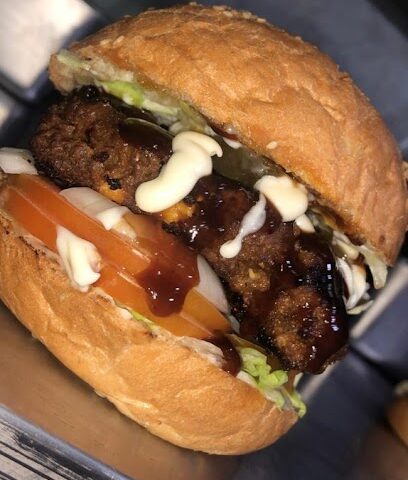 بيف برجر - Al Qurayyat - +966 53 115 6204